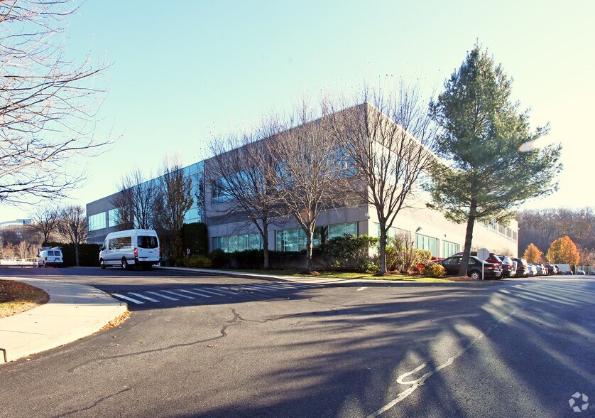 266 Second Ave, Waltham, MA for lease - Primary Photo - Image 1 of 20