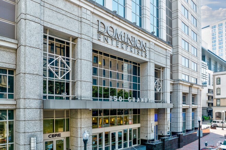 150 Granby St, Norfolk, VA à louer - Photo du bâtiment - Image 2 de 20