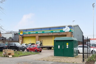 More details for 17 Tewin Rd, Welwyn Garden City - Retail for Sale
