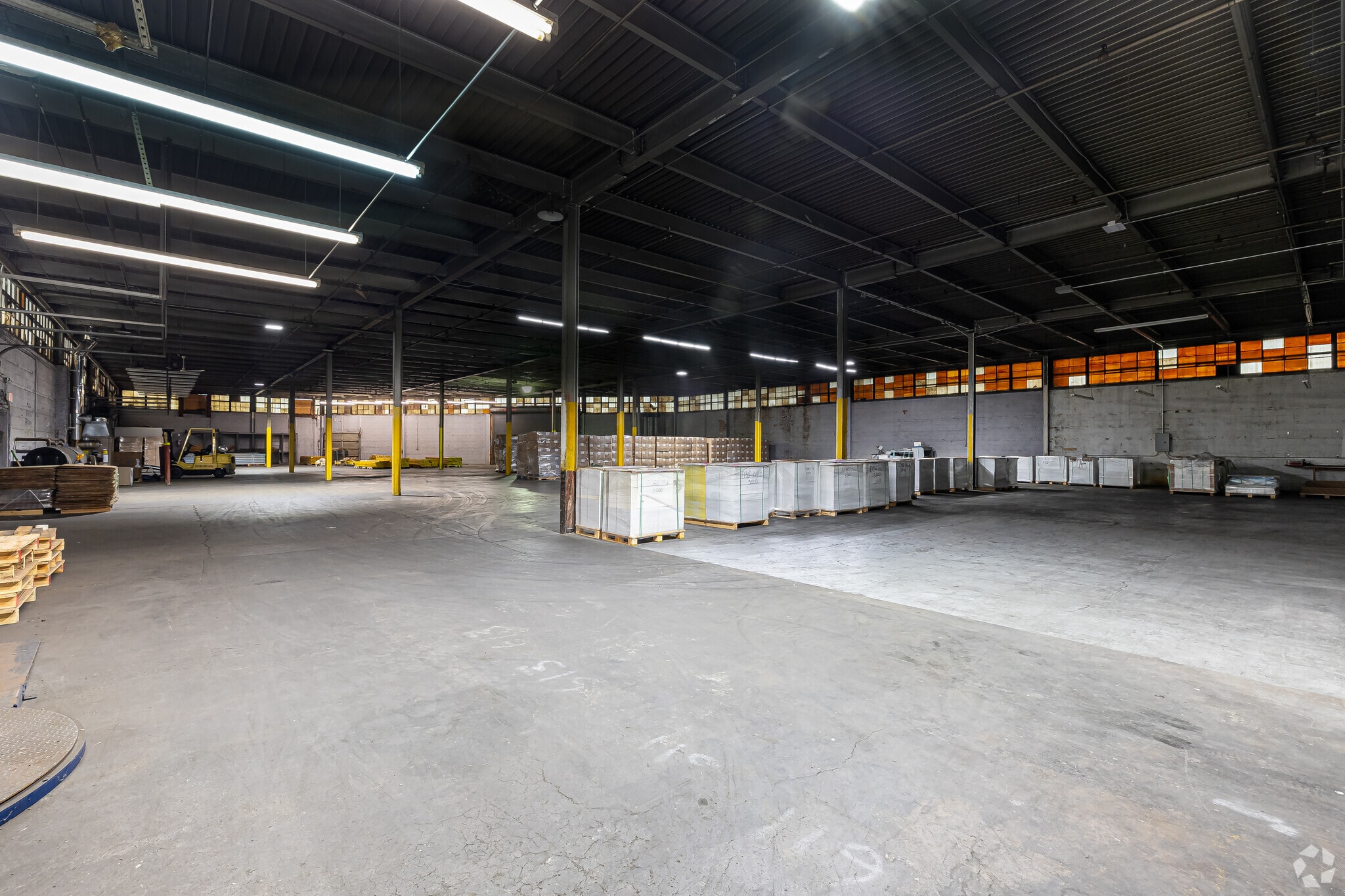 125 McKee St, East Hartford, CT for lease Building Photo- Image 1 of 3