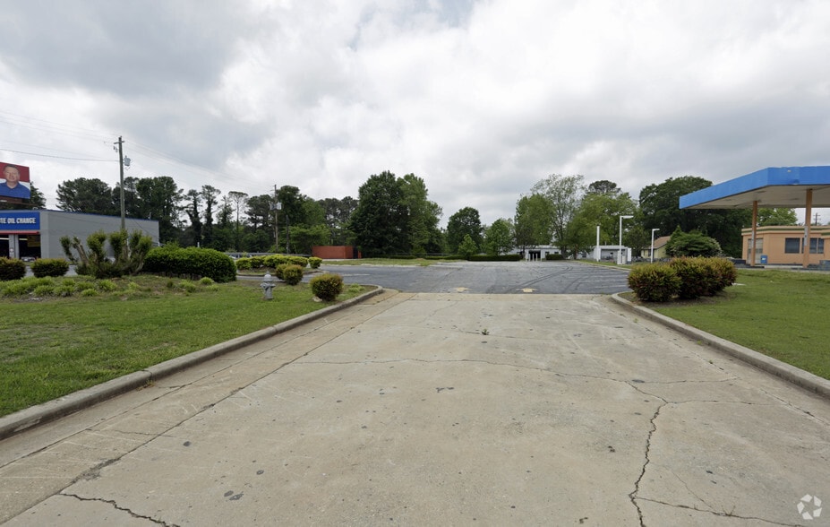 3414 S Cobb Dr, Smyrna, GA à vendre - Autre - Image 2 de 5