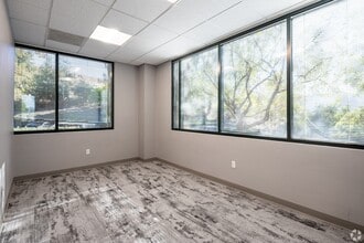 29122 Rancho Viejo Rd, San Juan Capistrano, CA à louer Photo intérieure- Image 2 de 9