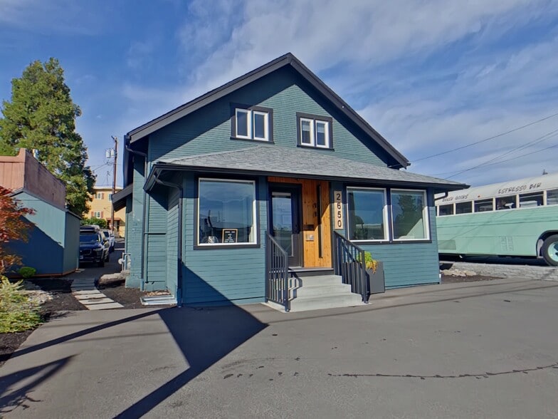 2650 Willamette St, Eugene, OR for sale - Building Photo - Image 2 of 23
