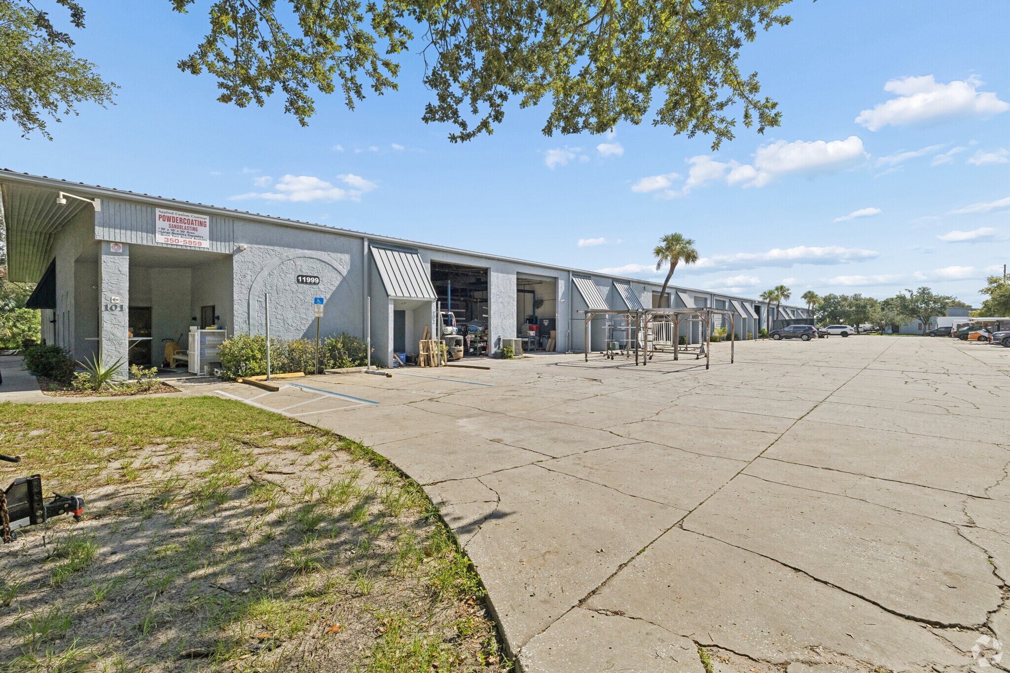 11999 N 49th St, Clearwater, FL à louer Photo du bâtiment- Image 1 de 11