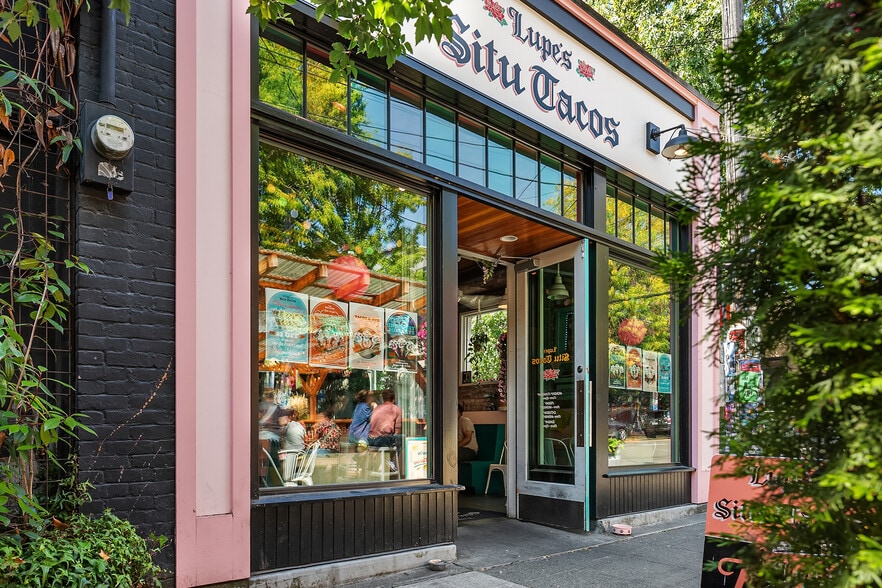 5239 Ballard Ave, Seattle, WA for sale - Building Photo - Image 1 of 10