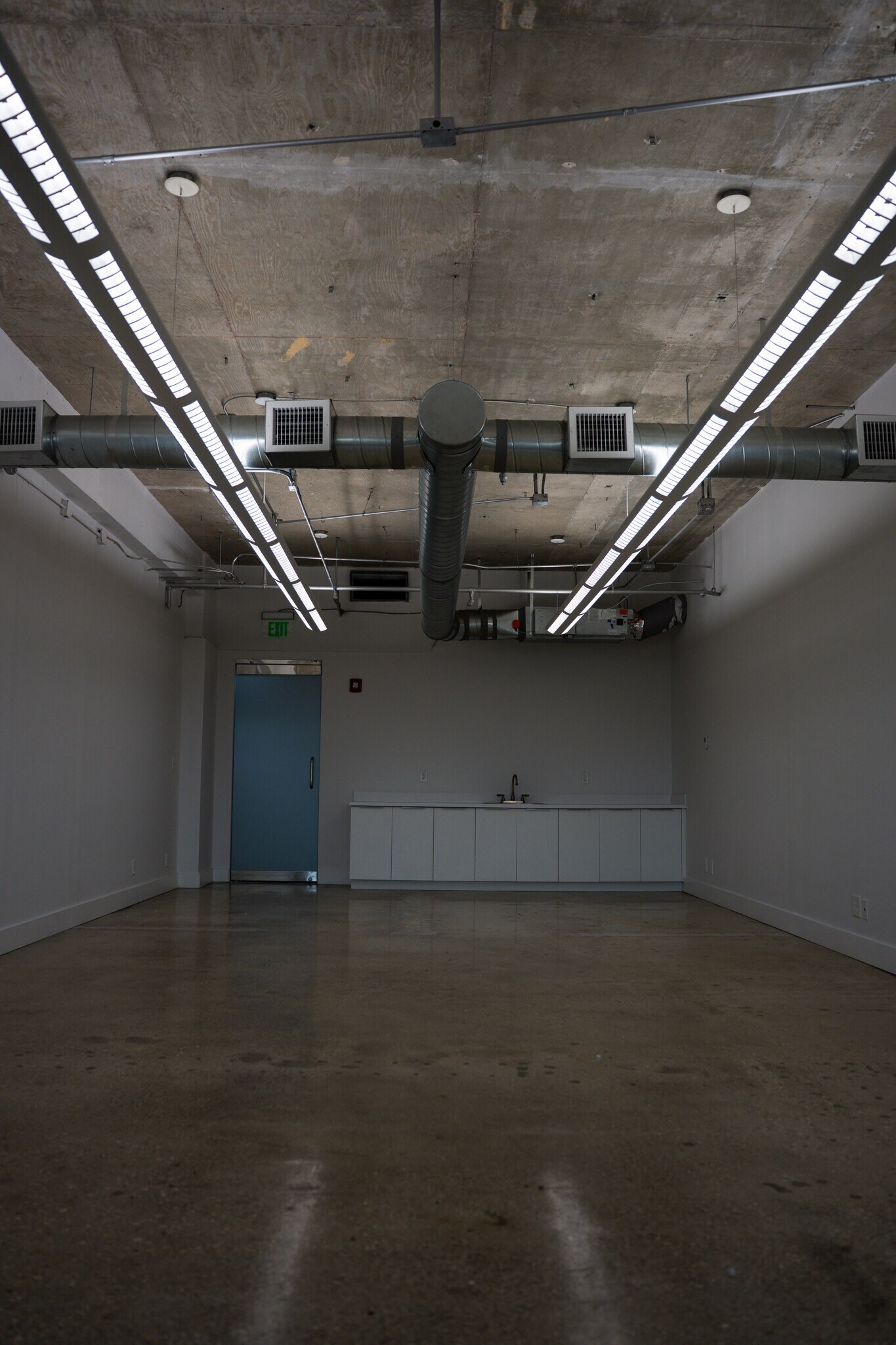 2655 Le Jeune Rd, Coral Gables, FL for lease Interior Photo- Image 1 of 2