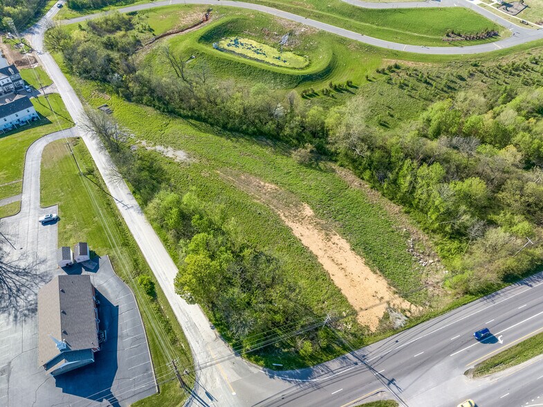 1683 Nashville Hwy, Columbia, TN à vendre - Photo du bâtiment - Image 2 de 27