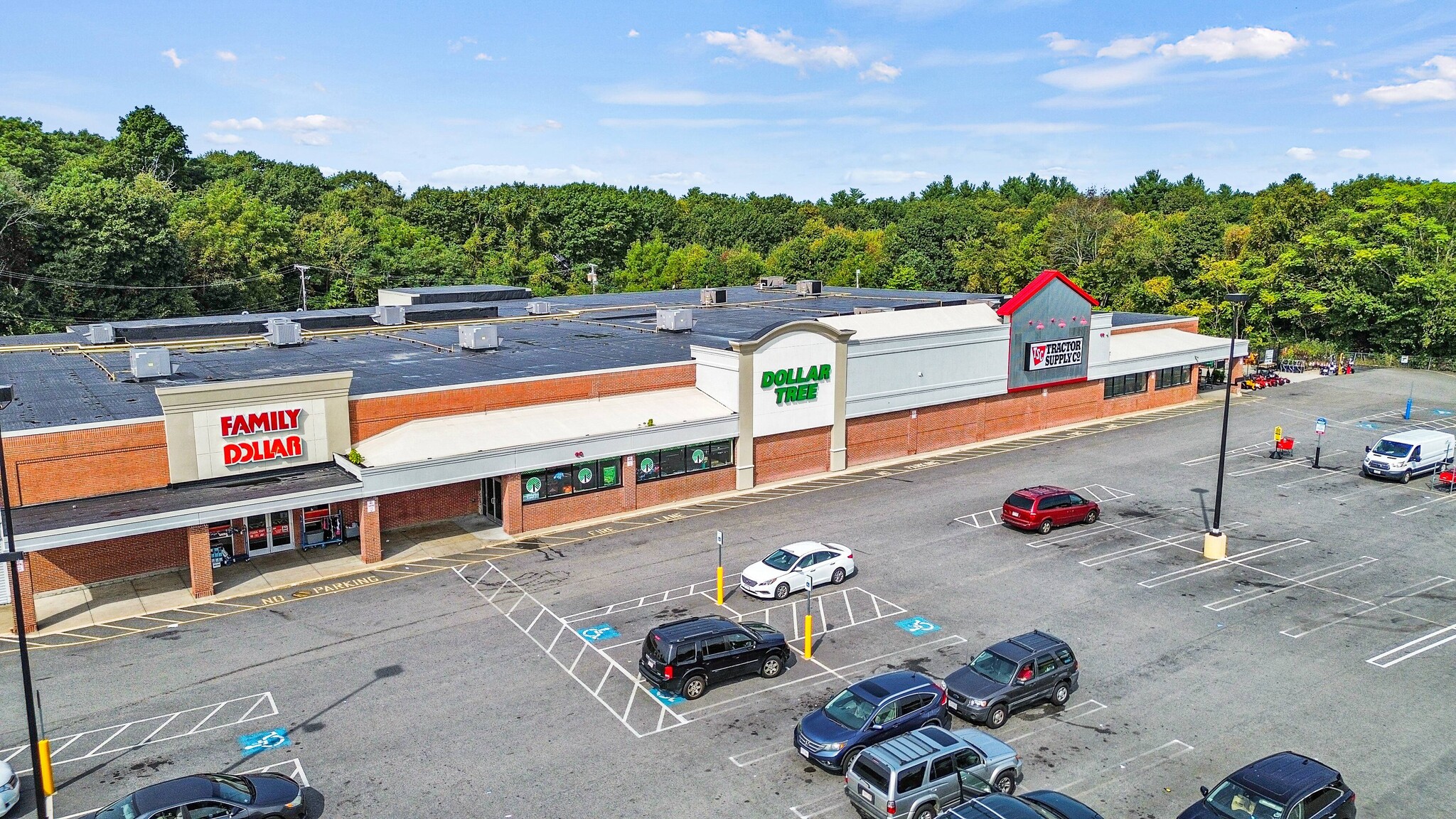 800 S Franklin St, Holbrook, MA for lease Building Photo- Image 1 of 10