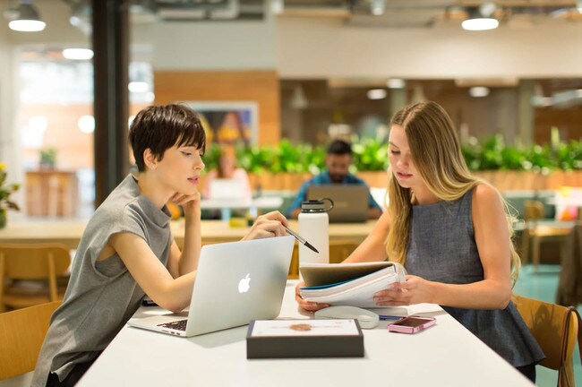 Plus de détails pour 929 Granville St, Vancouver, BC - Coworking à louer