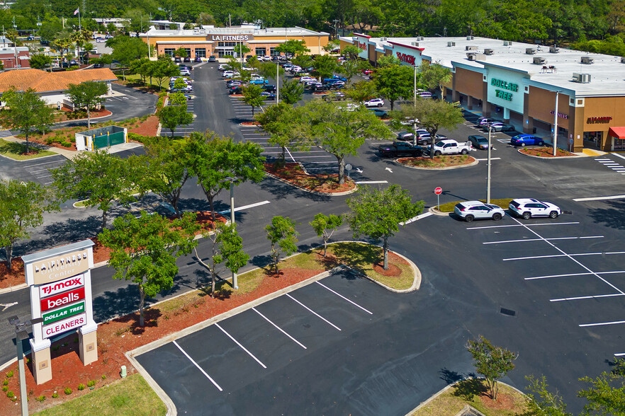 3600 W University Blvd, Jacksonville, FL for lease - Building Photo - Image 3 of 13