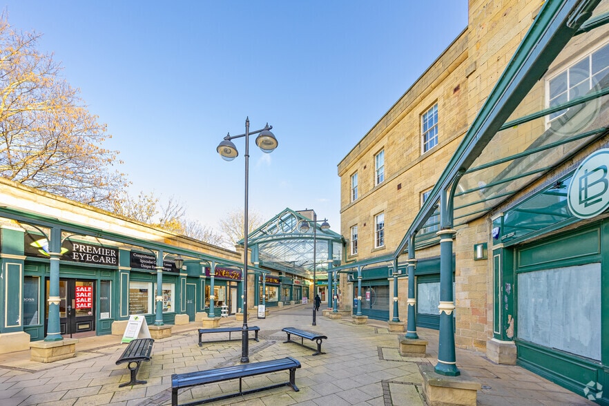 Langsett Rd, Sheffield for lease - Primary Photo - Image 3 of 5