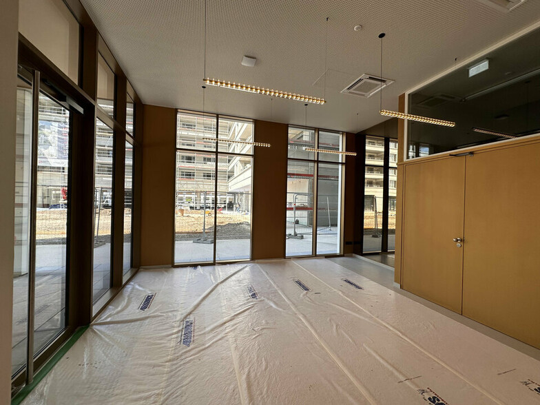 Office in Strasbourg for lease - Interior Photo - Image 2 of 15