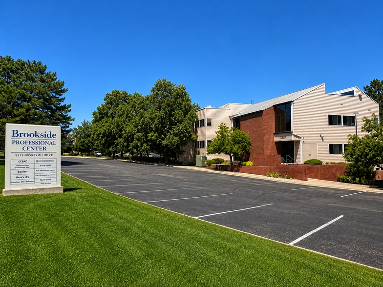 8853-8859 Fox Dr, Thornton, CO for sale - Building Photo - Image 2 of 6