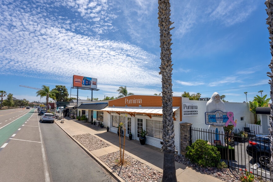 264 N Coast Highway 101, Encinitas, CA for sale - Building Photo - Image 2 of 14