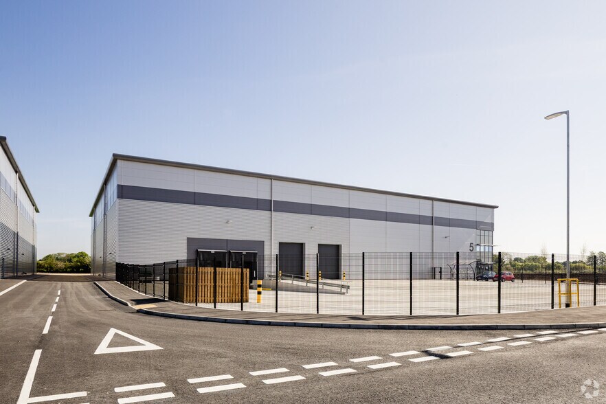 Middleton Stoney Rd, Bicester à vendre - Photo du bâtiment - Image 1 de 1