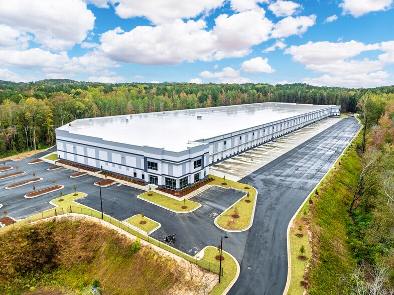 5950 Plummer Rd SW, Atlanta, GA for sale - Building Photo - Image 2 of 5