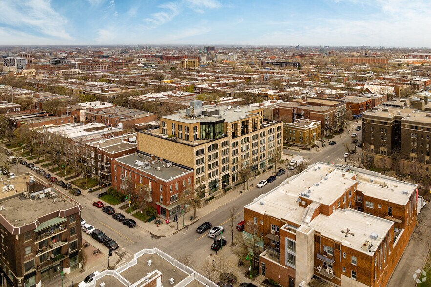 1155-1185 Av Bernard, Montréal, QC à vendre - Aérien - Image 2 de 5