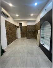 553 E 137th St, Bronx, NY à louer Photo du bâtiment- Image 1 de 4