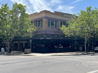 Plus de détails pour 200-202 W Main St, Turlock, CA - Bureau à louer