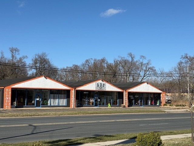 3635 E Main St, Kalamazoo, MI for lease - Building Photo - Image 1 of 7