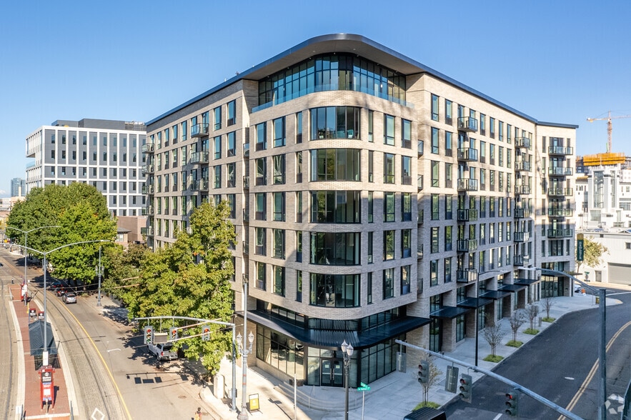 1725 SW Salmon St, Portland, OR à louer - Photo principale - Image 1 de 48