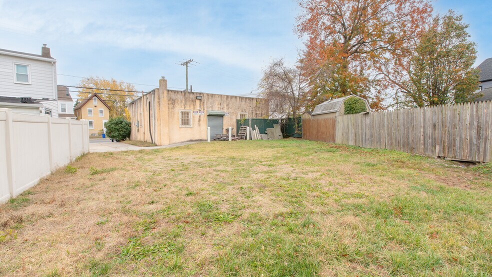 309-311 S Broadway, Gloucester City, NJ à vendre - Photo du bâtiment - Image 2 de 13