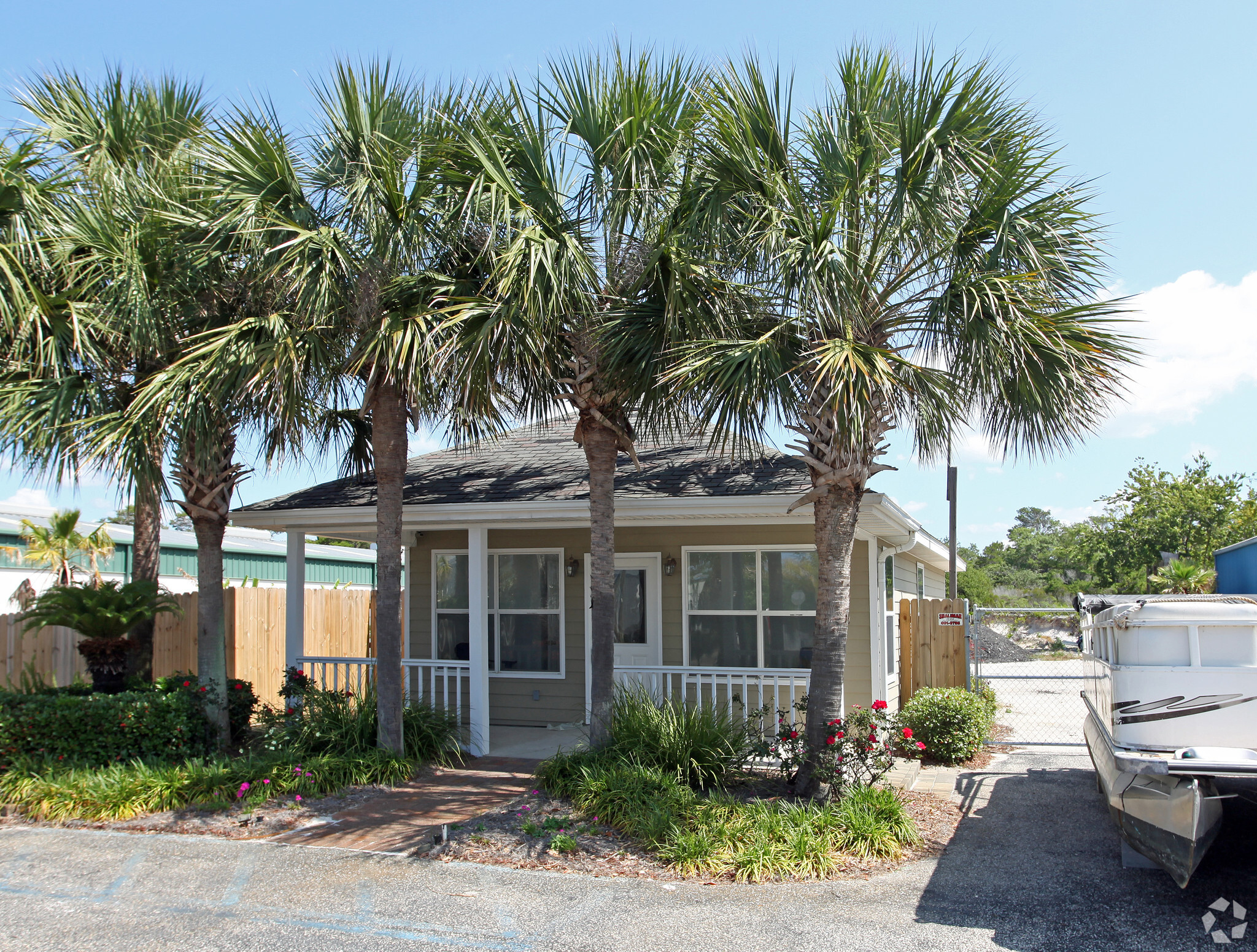 515 Mountain Dr, Destin, FL for lease Building Photo- Image 1 of 5