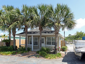 515 Mountain Dr, Destin FL - Entrepôt