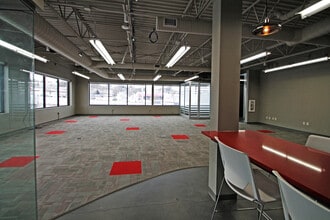 1303 S 72nd St, Omaha, NE for lease Building Photo- Image 2 of 4