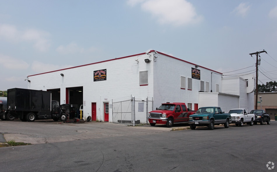 2930 James St, Baltimore, MD for lease - Primary Photo - Image 1 of 3