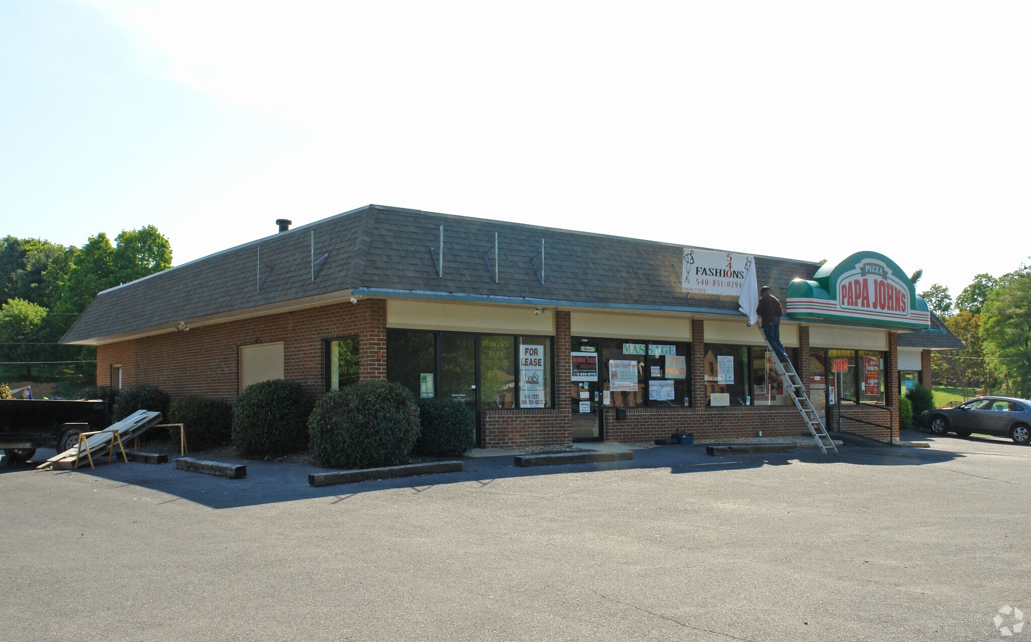 644 Greenville Ave, Staunton, VA for sale Primary Photo- Image 1 of 4