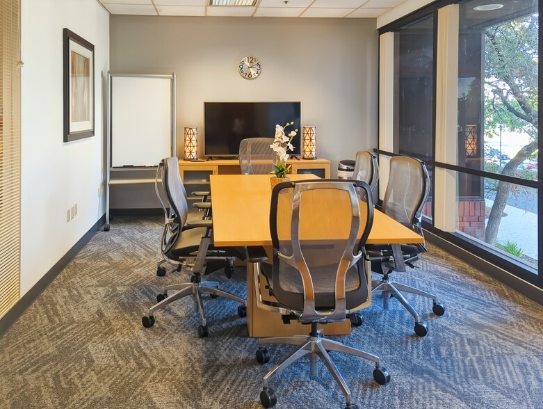 39899 balentine Dr, Newark, CA for lease - Interior Photo - Image 3 of 17