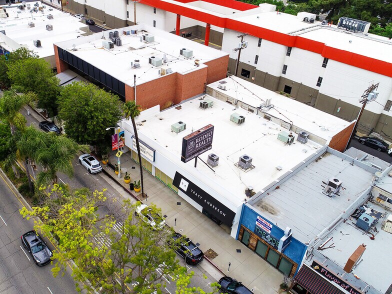 12345 Ventura Blvd, Studio City, CA à louer - Photo du bâtiment - Image 2 de 5