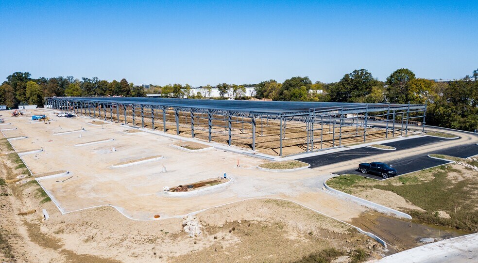 4500 Britton Pky, Hilliard, OH à louer - Photo du bâtiment - Image 3 de 6