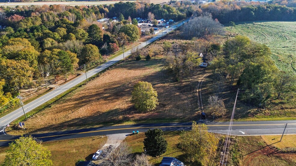 312 Cosby Rd, Winder, GA à vendre - Photo du bâtiment - Image 2 de 4