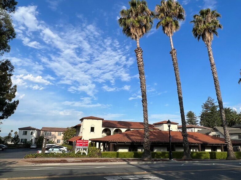 43195 Mission Blvd, Fremont, CA à louer - Photo du bâtiment - Image 3 de 5