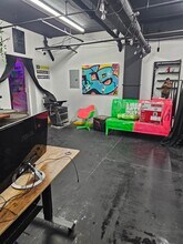 86-90 Forrest St, Jersey City, NJ for lease Interior Photo- Image 2 of 27