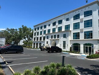 Plus de détails pour 3838 Tamiami Trl N, Naples, FL - Bureau à louer