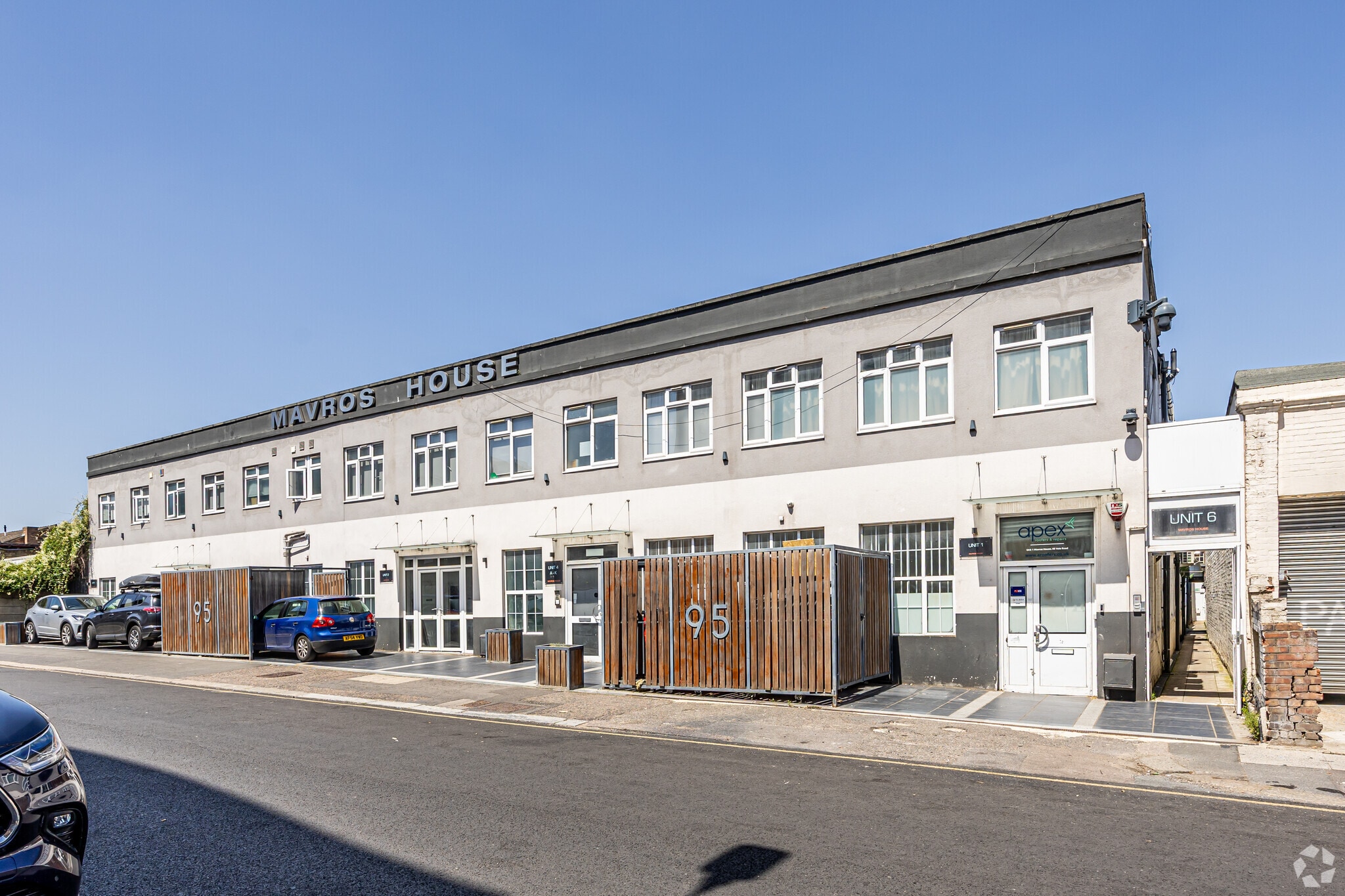 Vale Rd, London for lease Primary Photo- Image 1 of 3