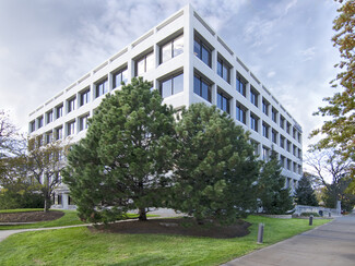 Plus de détails pour 1834 Walden Office Sq, Schaumburg, IL - Bureau à louer