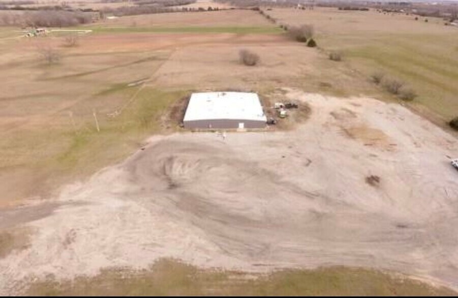 980576 S Highway 99, Prague, OK à vendre - Photo du bâtiment - Image 3 de 22