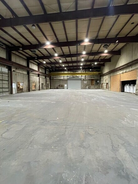 327 S Tate St, Corinth, MS à louer - Photo du bâtiment - Image 2 de 9