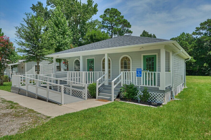 33418 Lago Vista, Magnolia, TX à louer - Photo du bâtiment - Image 3 de 12