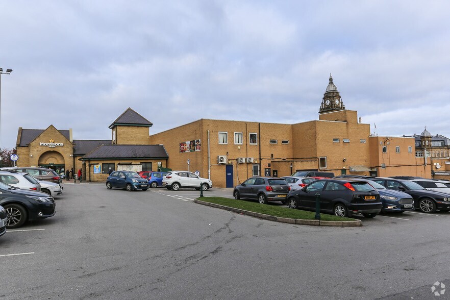 Windsor Ct, Morley à louer - Photo du bâtiment - Image 3 de 13