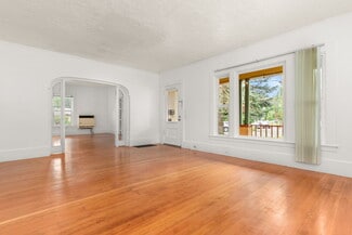 Plus de détails pour 501 NE 3rd St, Gresham, OR - Local d'activités à louer