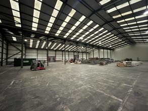 Hilton Rd, Alloa for lease Interior Photo- Image 1 of 2
