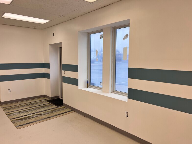 885 W Liberty St, Medina, OH à louer - Photo du bâtiment - Image 3 de 8