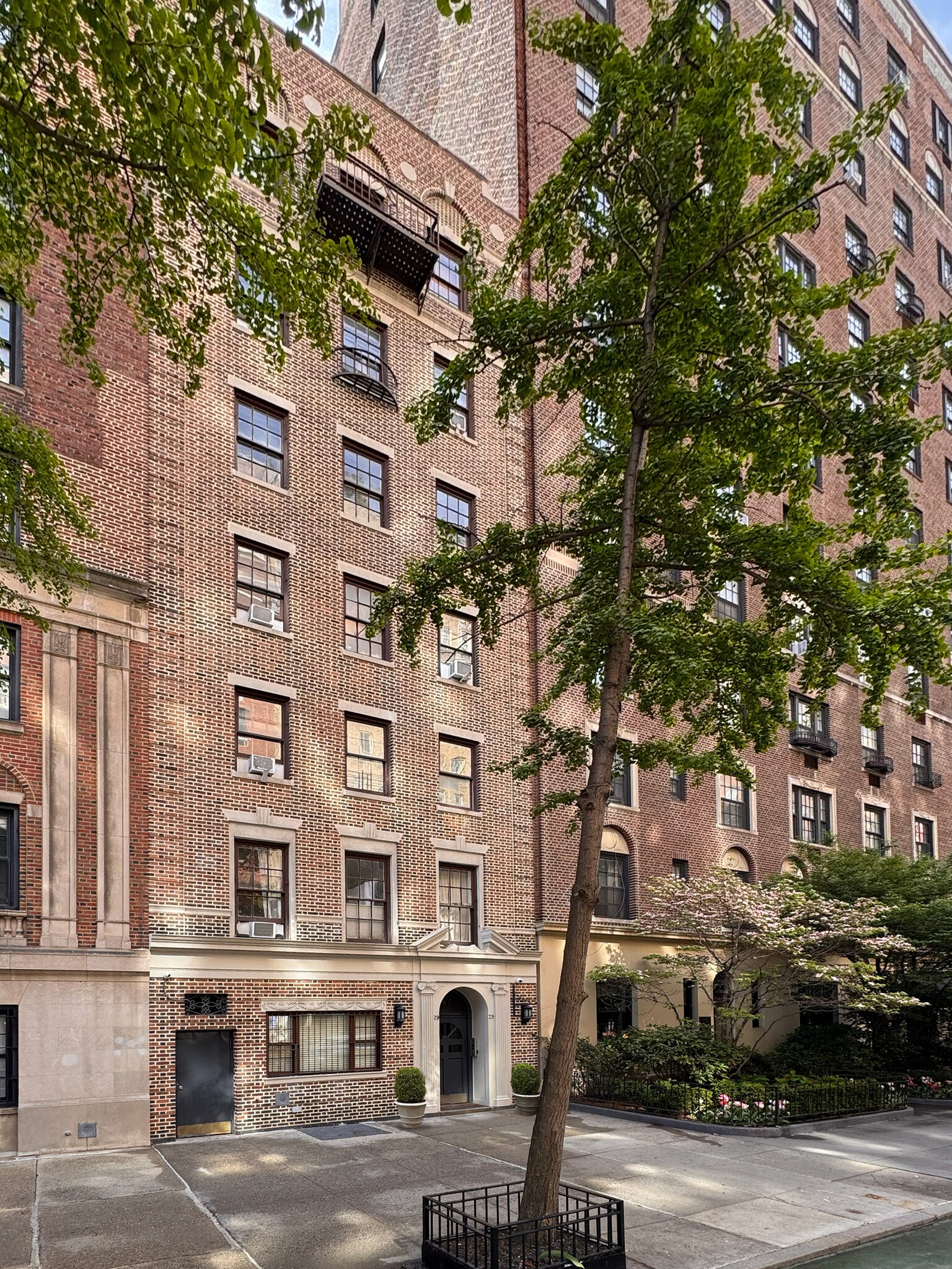 29 Fifth Ave, New York, NY à vendre Photo du bâtiment- Image 1 de 10