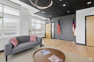 225 Ray Ave, Fayetteville, NC for lease Interior Photo- Image 2 of 15
