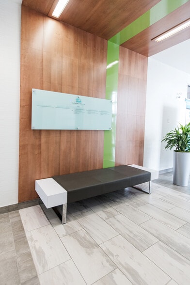 6104 104th St NW, Edmonton, AB for lease - Lobby - Image 3 of 10